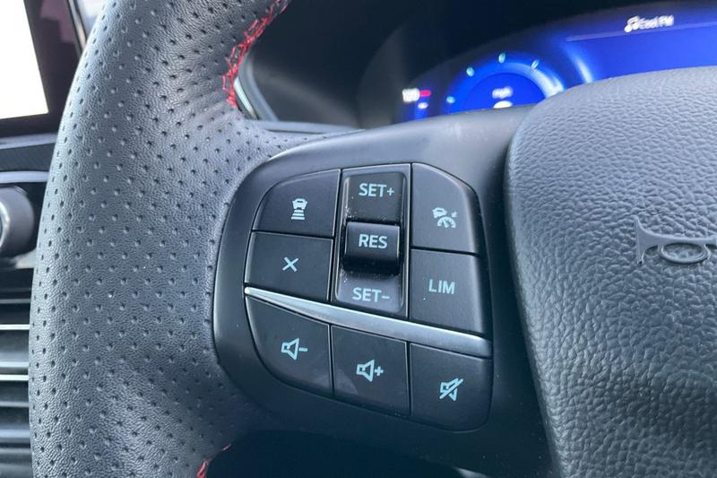 Used Ford Kuga 2023 for sale - 76703184: Photo 31