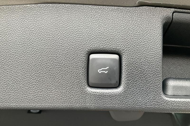 Used Ford Kuga 2025 for sale - 77619905: Photo 37