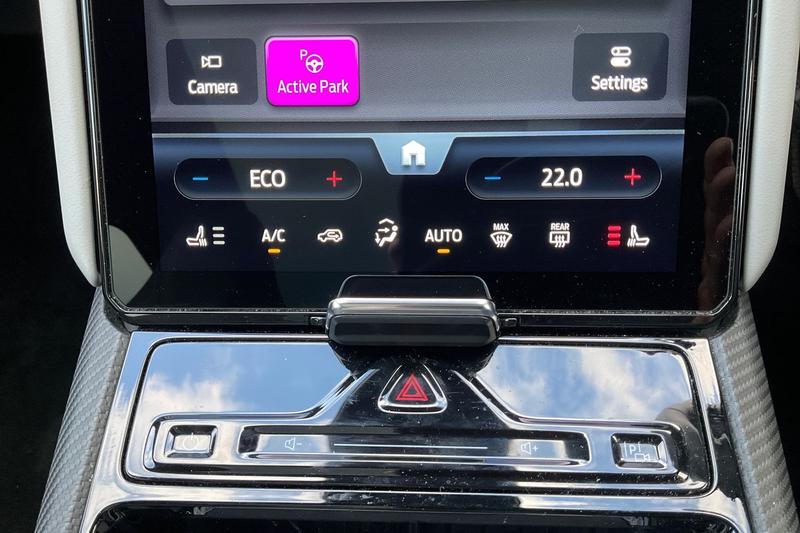 Used Ford Explorer 2024 for sale - 76649748: Photo 30