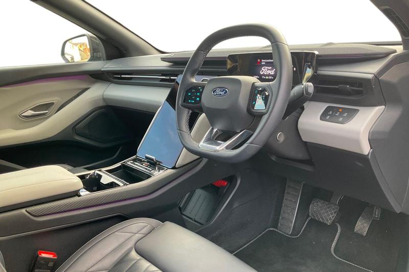 Used Ford Explorer 2024 for sale - 76649748: Photo 9