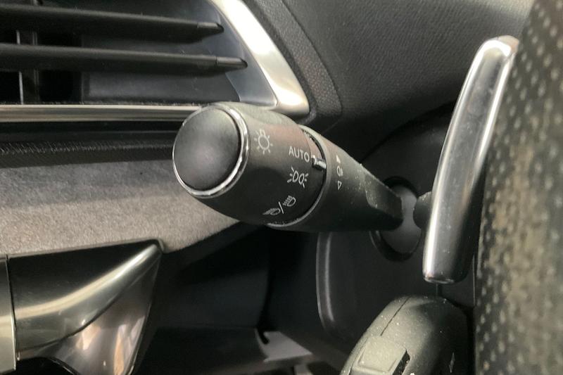 Used Peugeot 3008 2020 for sale - 77176408: Photo 14