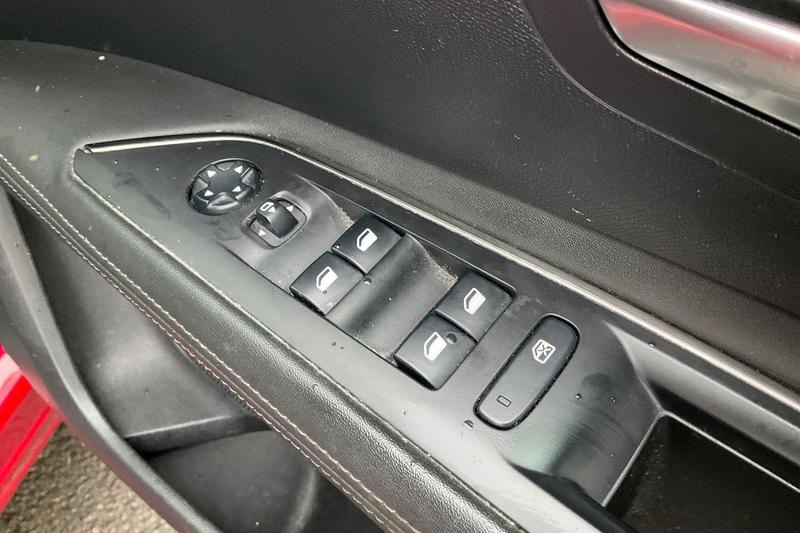 Used Peugeot 3008 2020 for sale - 77176408: Photo 16