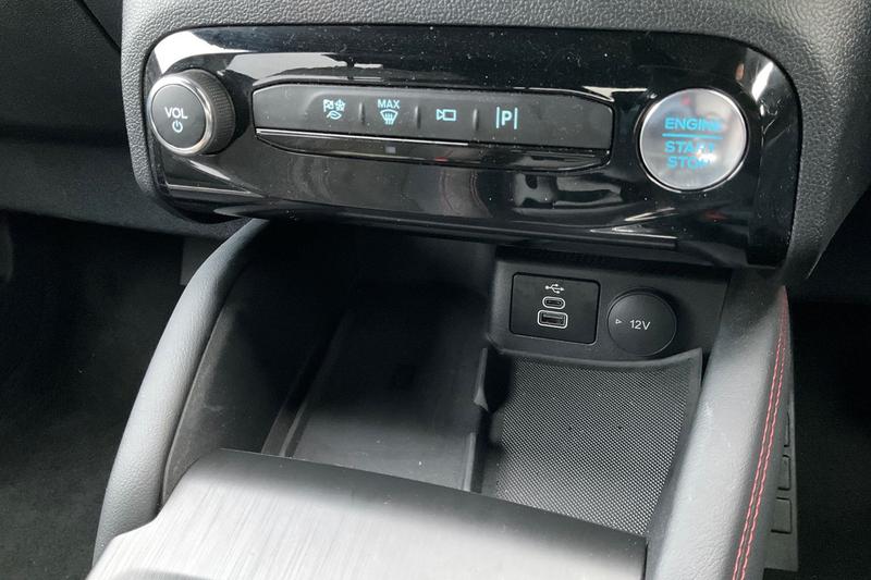 Used Ford Kuga 2025 for sale - 77117386: Photo 35