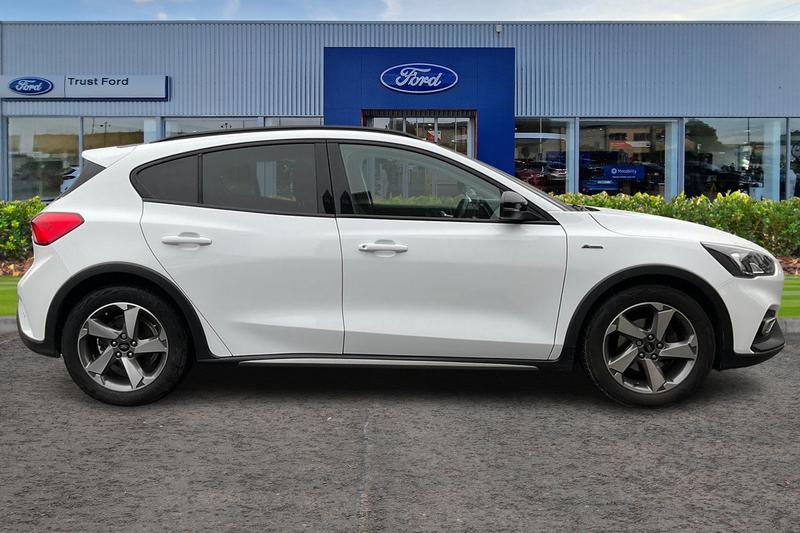 Used Ford Focus 2021 for sale - 77997175: Photo 3