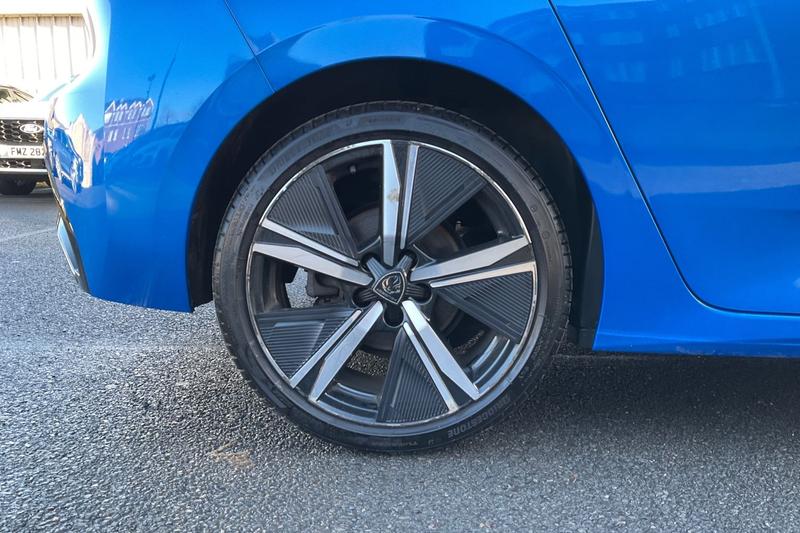 Used Peugeot 308 2022 for sale - 76858814: Photo 8