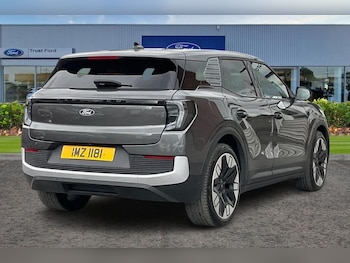 Used Ford Explorer 2025 for sale - 78918320: Photo