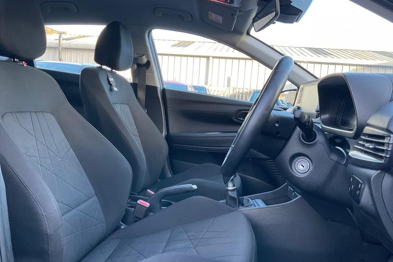 Used Hyundai BAYON 2022 for sale - 77733205: Photo 17