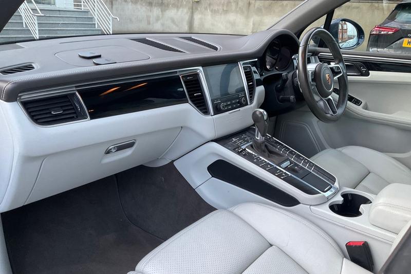 Used Porsche Macan 2018 for sale - 77274920: Photo 18