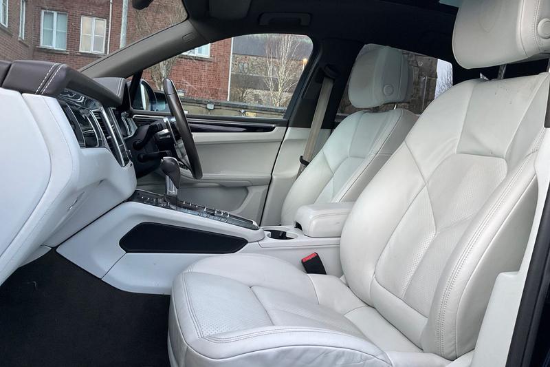 Used Porsche Macan 2018 for sale - 77274920: Photo 19