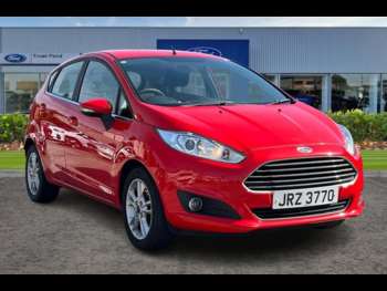 2015 - 1.25 82 Zetec 5dr**BLUETOOTH - ELECTRIC WINDOWS & MIRRORS - HEATED WINDSCRE