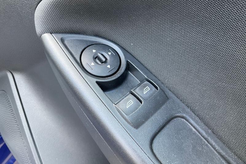 Used Ford Focus 2017 for sale - 76603426: Photo 16