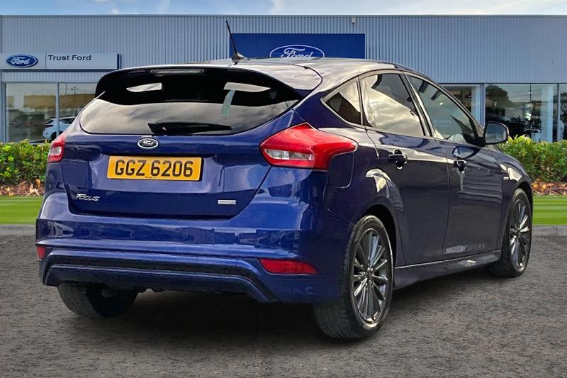 Used Ford Focus 2017 for sale - 76603426: Photo 4