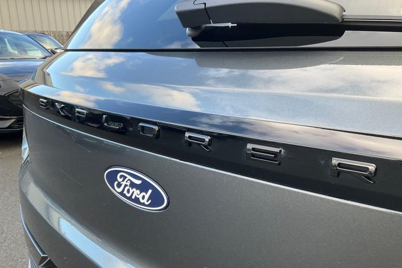 Used Ford Explorer 2025 for sale - 76508129: Photo 40