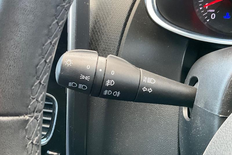 Used Renault Clio 2019 for sale - 77187039: Photo 14