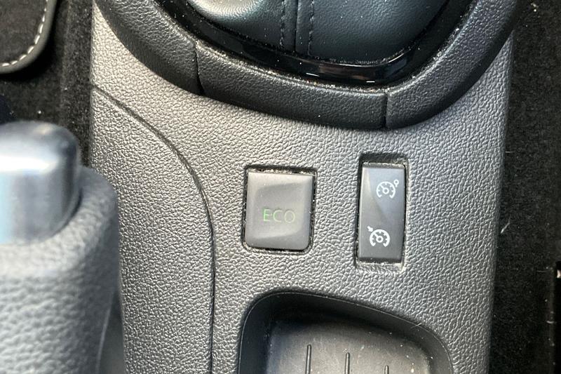 Used Renault Clio 2019 for sale - 77187039: Photo 28