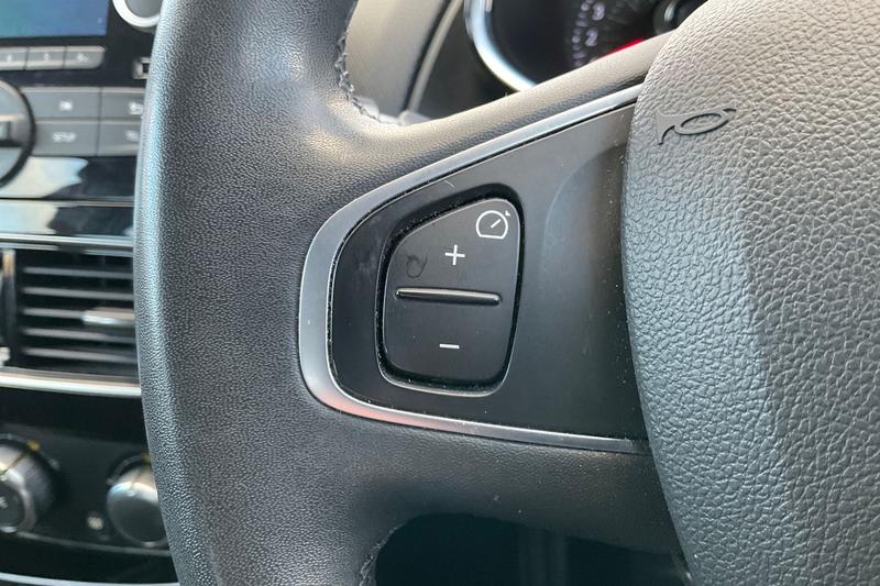 Used Renault Clio 2019 for sale - 77187039: Photo 29