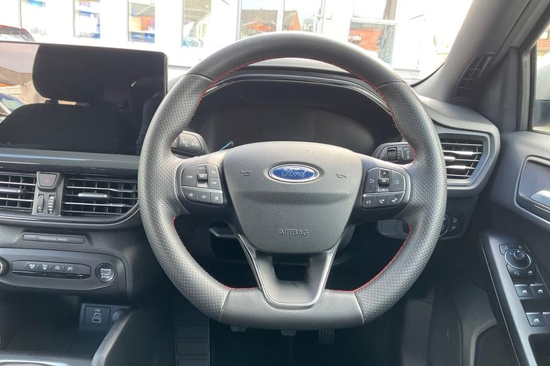 Used Ford Focus 2024 for sale - 78067544: Photo 12