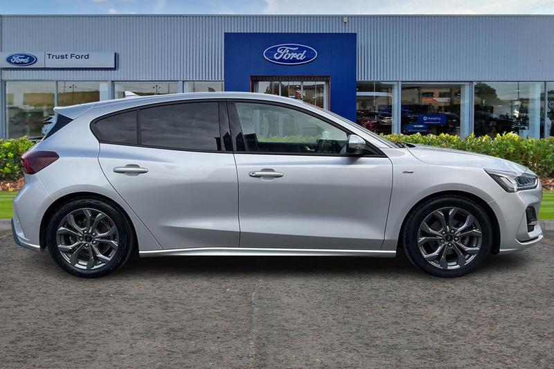 Used Ford Focus 2024 for sale - 78067544: Photo 3