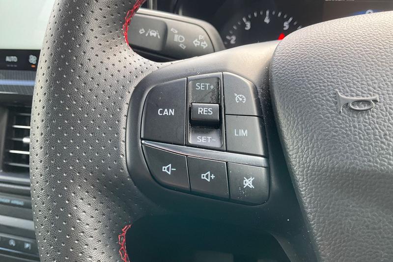 Used Ford Focus 2024 for sale - 78067544: Photo 31