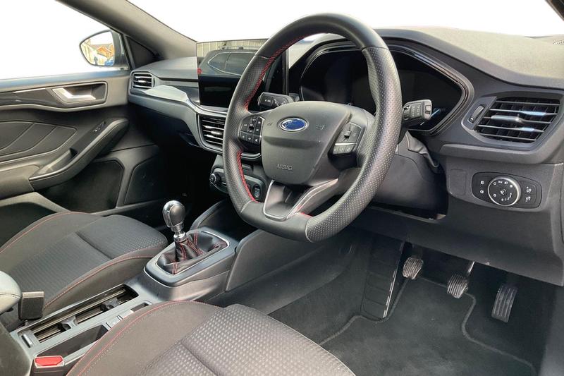 Used Ford Focus 2024 for sale - 78067544: Photo 9