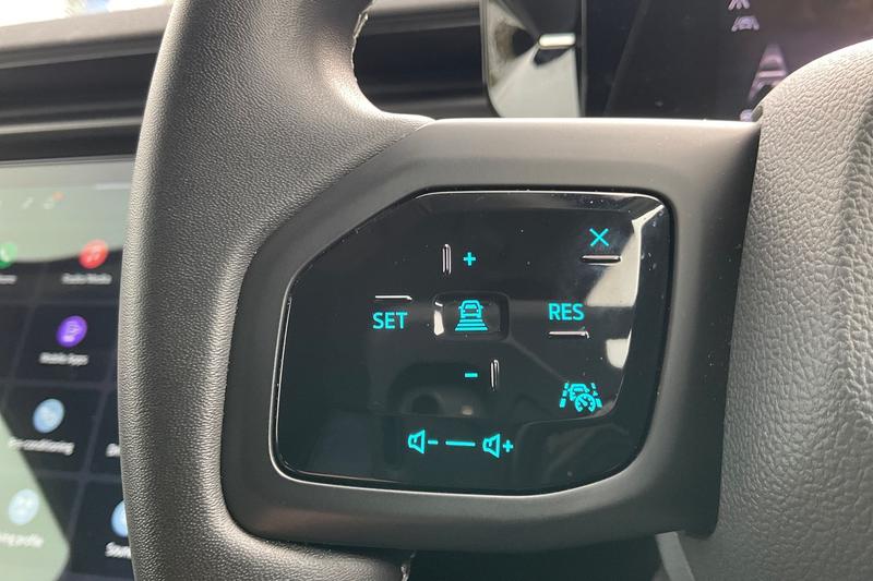 Used Ford Explorer 2024 for sale - 76593359: Photo 32