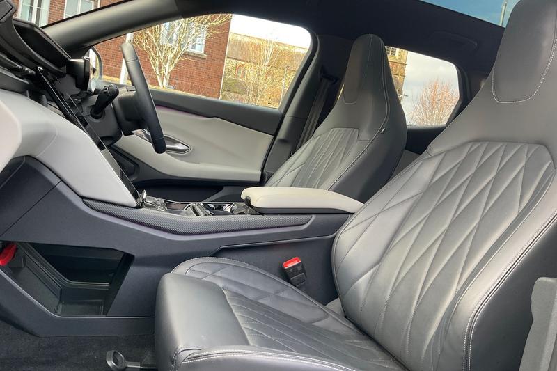 Used Ford Explorer 2024 for sale - 76611301: Photo 19