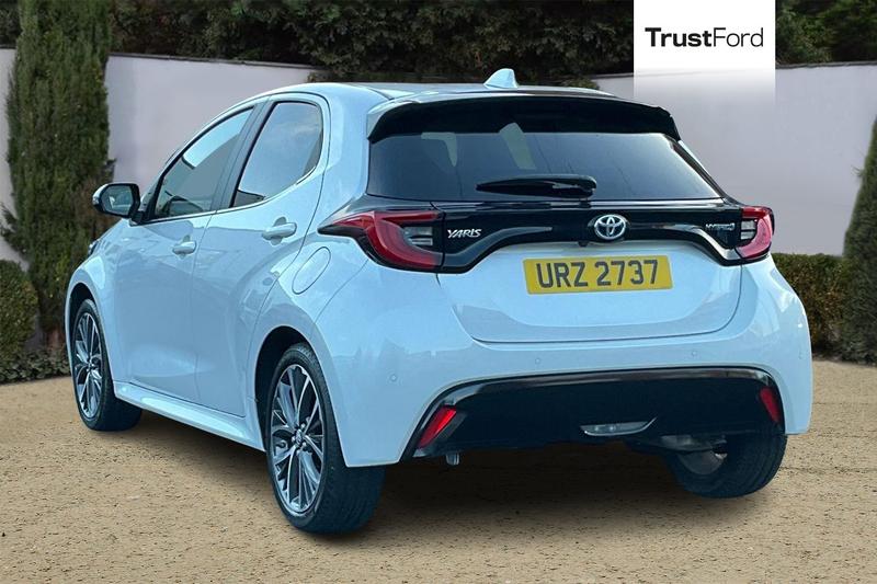 Used Toyota Yaris for sale - 77218180: Photo 2