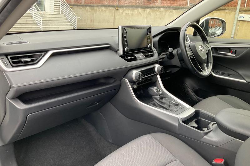 Used Toyota RAV4 2020 for sale - 76296784: Photo 18