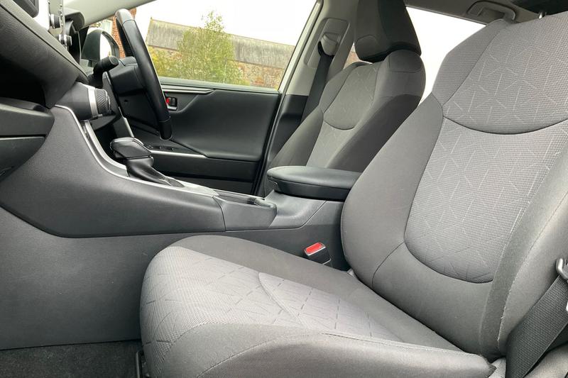 Used Toyota RAV4 2020 for sale - 76296784: Photo 19