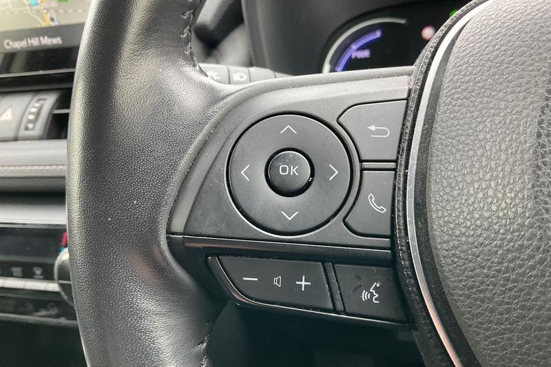 Used Toyota RAV4 2020 for sale - 76296784: Photo 29