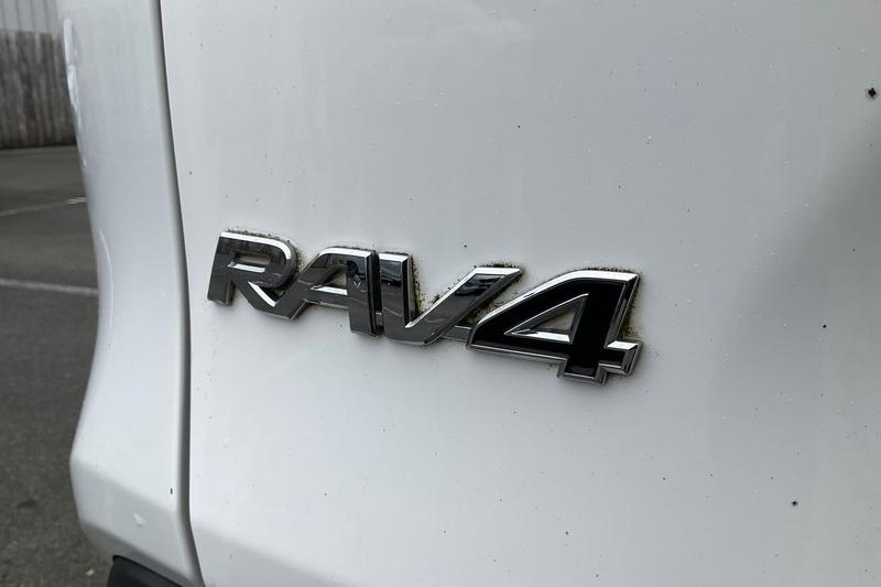 Used Toyota RAV4 2020 for sale - 76296784: Photo 39