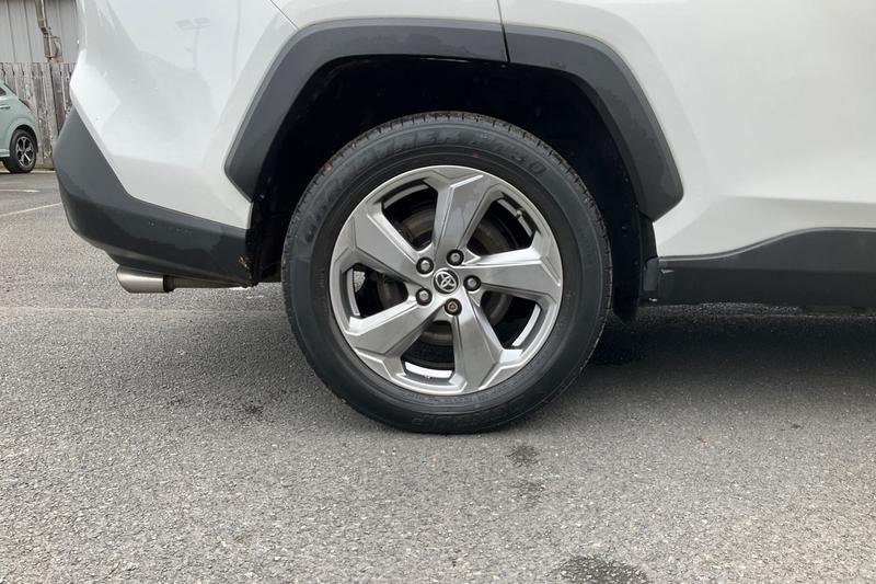 Used Toyota RAV4 2020 for sale - 76296784: Photo 8