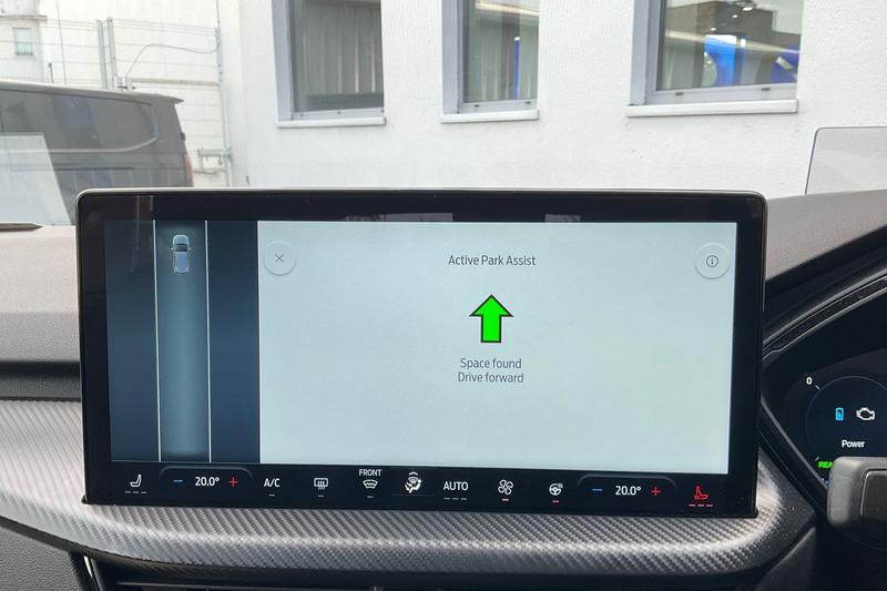 Used Ford Kuga 2024 for sale - 76452874: Photo 31