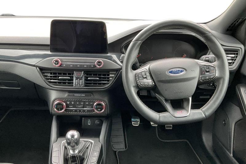 Used Ford Focus 2020 for sale - 76819197: Photo 11