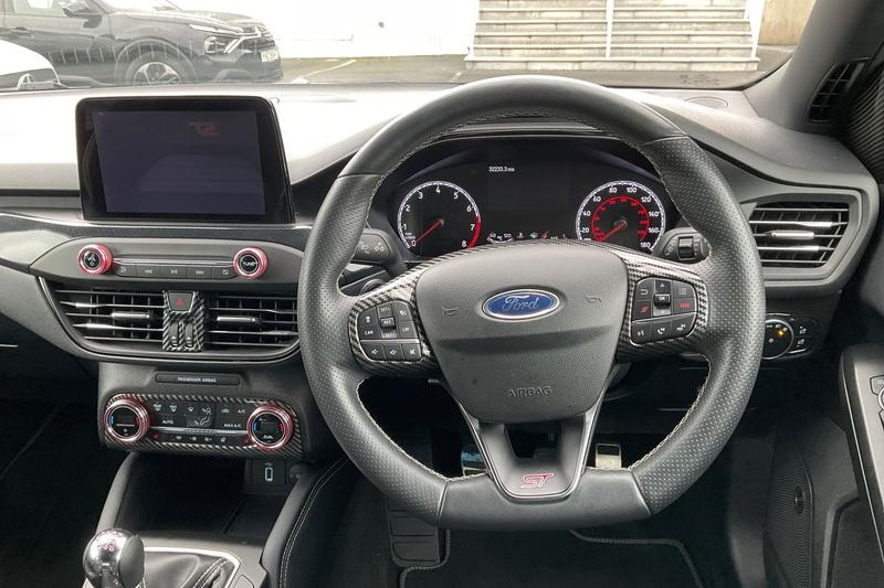 Used Ford Focus 2020 for sale - 76819197: Photo 12