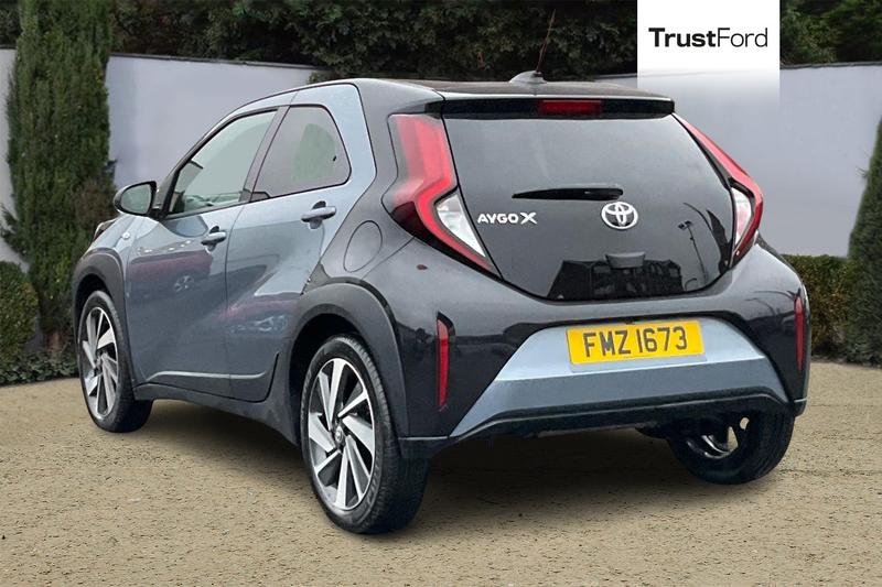 Used Toyota Aygo X 2024 for sale - 76908847: Photo 2