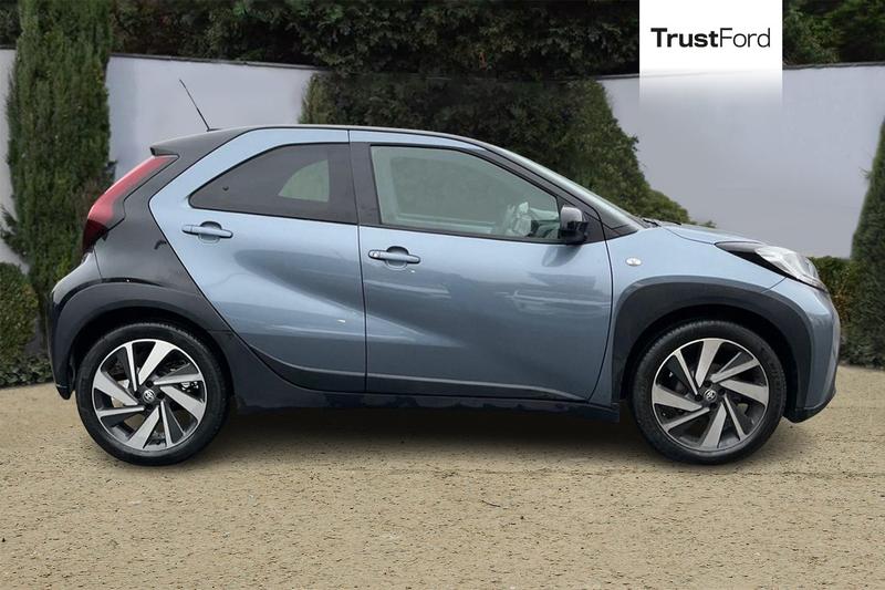 Used Toyota Aygo X 2024 for sale - 76908847: Photo 3