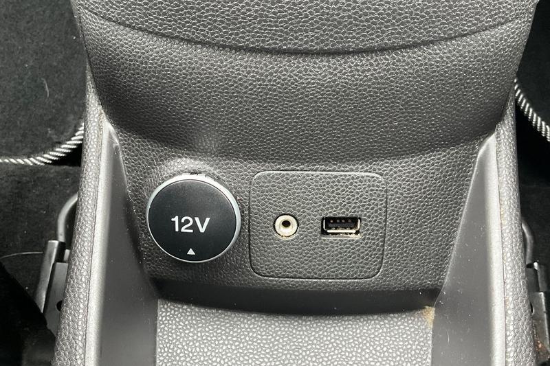 Used Ford Fiesta 2013 for sale - 76452921: Photo 26