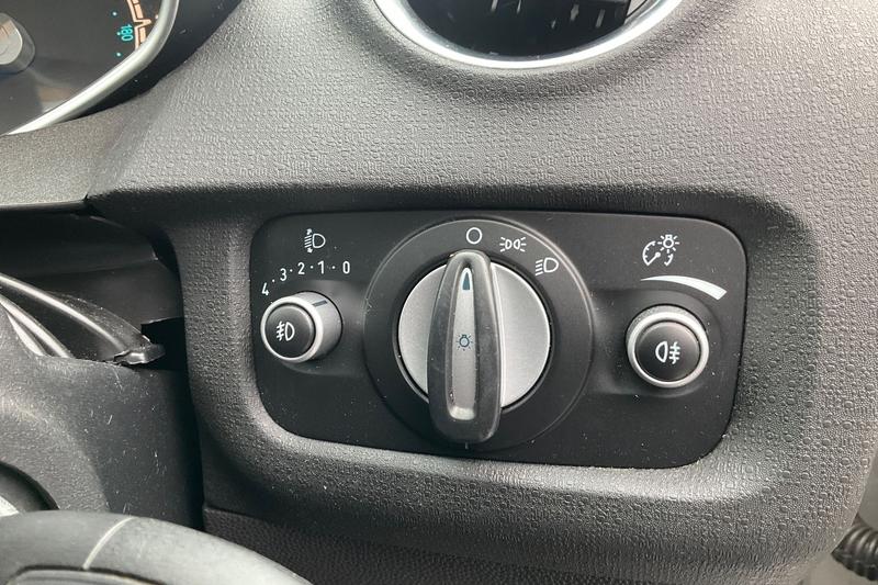 Used Ford Fiesta 2013 for sale - 76452921: Photo 28