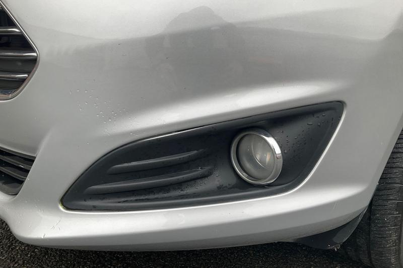 Used Ford Fiesta 2013 for sale - 76452921: Photo 32