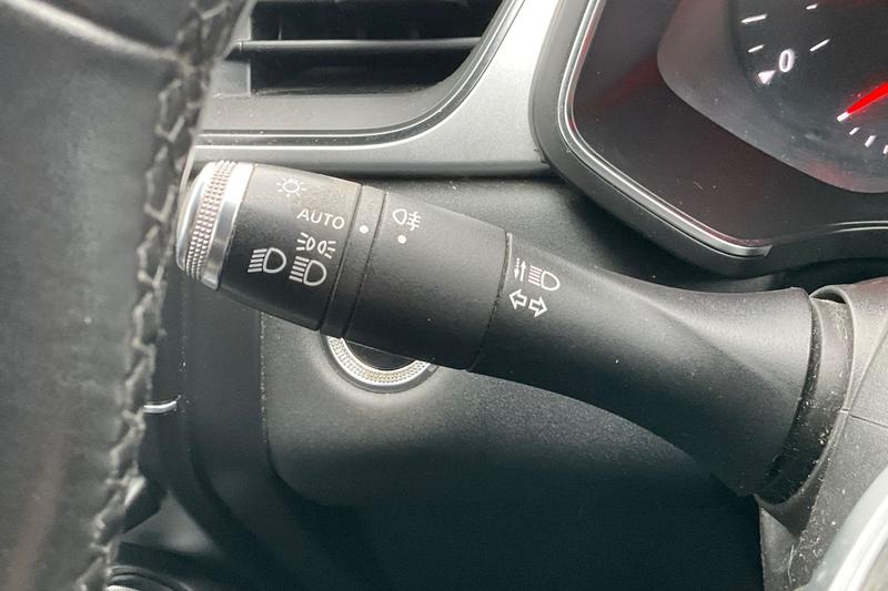 Used Renault Captur 2020 for sale - 77248728: Photo 14