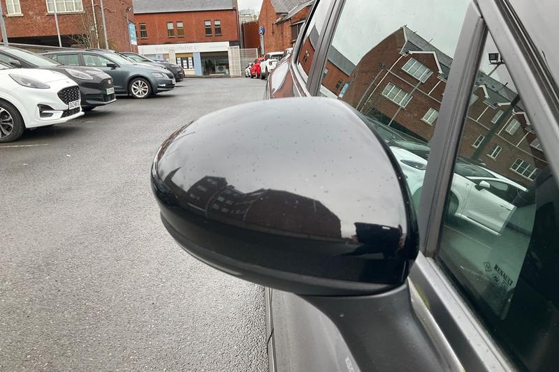 Used Renault Captur 2020 for sale - 77248728: Photo 35