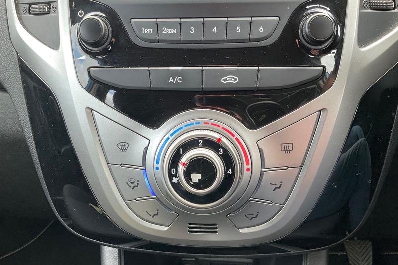 Used Hyundai Ix20 2017 for sale - 77557158: Photo 25