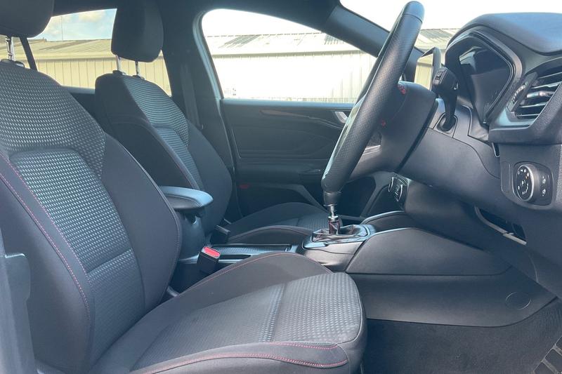 Used Ford Focus 2020 for sale - 77009512: Photo 17