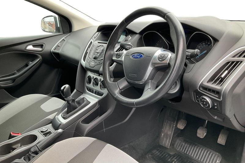 Used Ford Focus 2014 for sale - 78117216: Photo 9