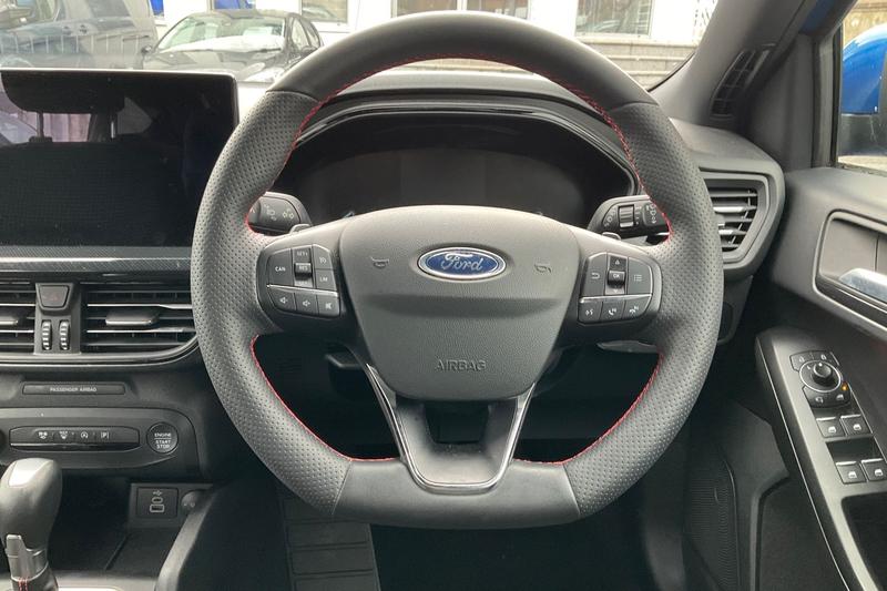 Used Ford Focus 2023 for sale - 78015367: Photo 12