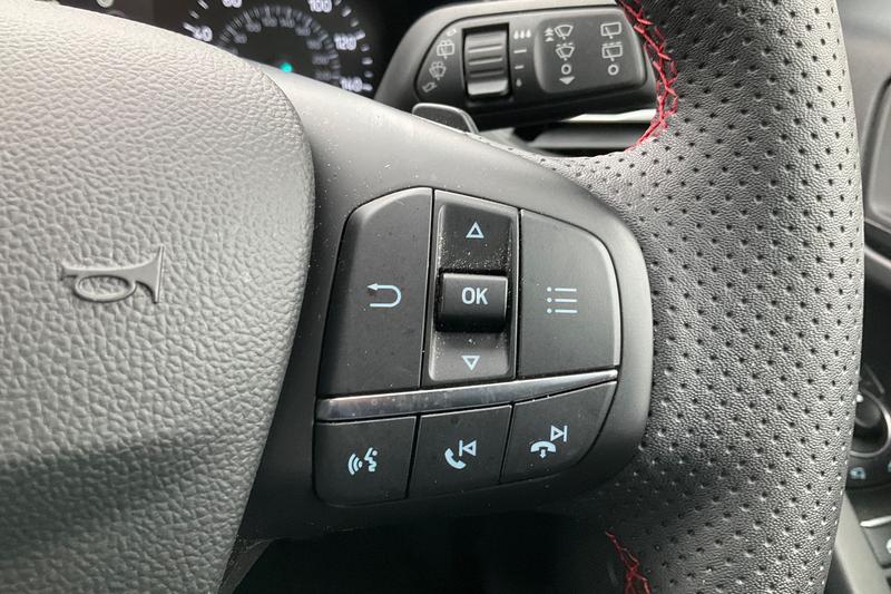 Used Ford Focus 2023 for sale - 78015367: Photo 32