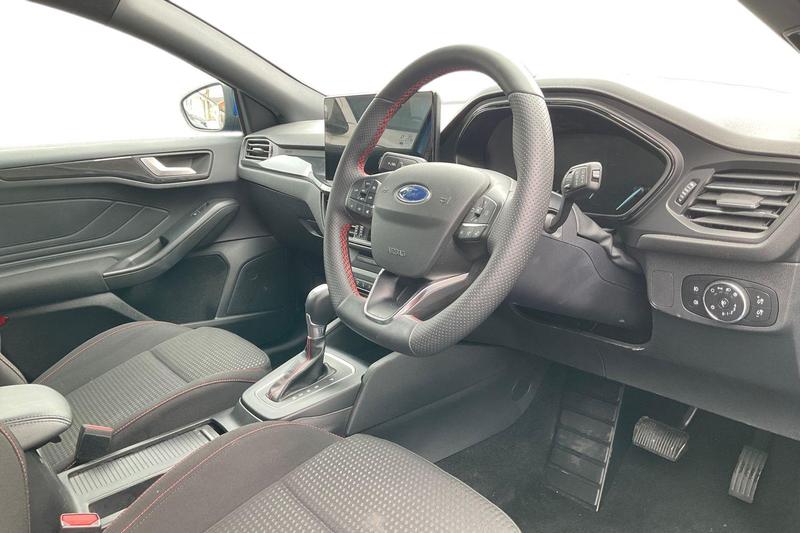 Used Ford Focus 2023 for sale - 78015367: Photo 9