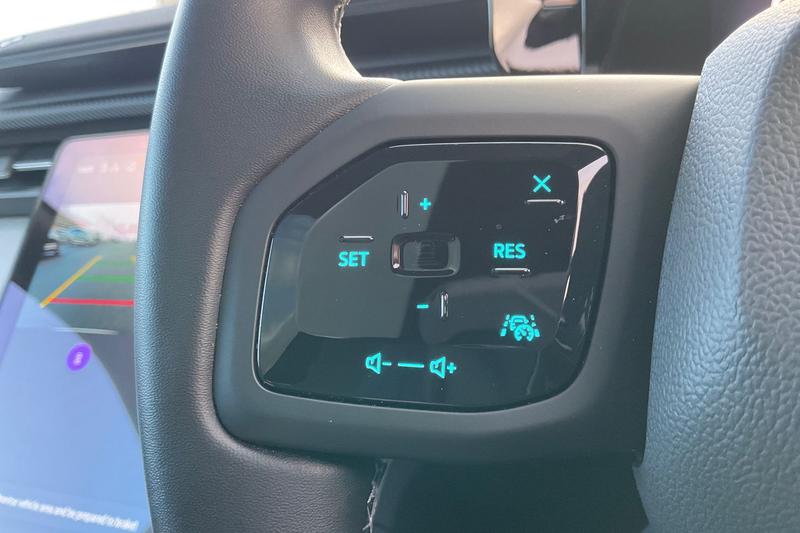 Used Ford Explorer 2025 for sale - 76534398: Photo 32