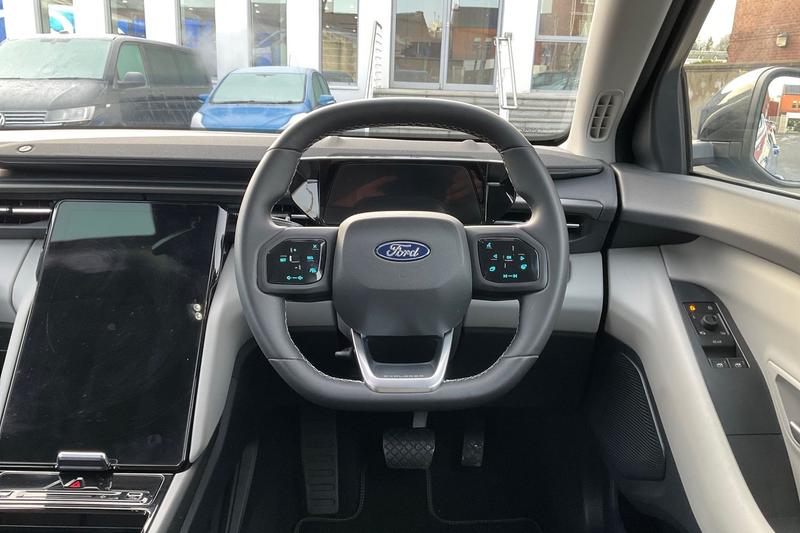 Used Ford Explorer 2025 for sale - 77582067: Photo 12